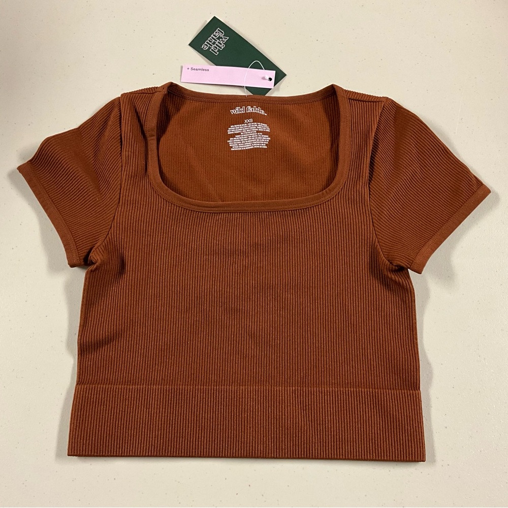 Wild Fable Women's Rust Ribbed Crop Top - Picture 2 of 8